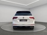 Volkswagen Tiguan Highline 4Motion 2x R-Line, Pano - Volkswagen Tiguan mit Diesel-Antrieb: Allradantrieb
