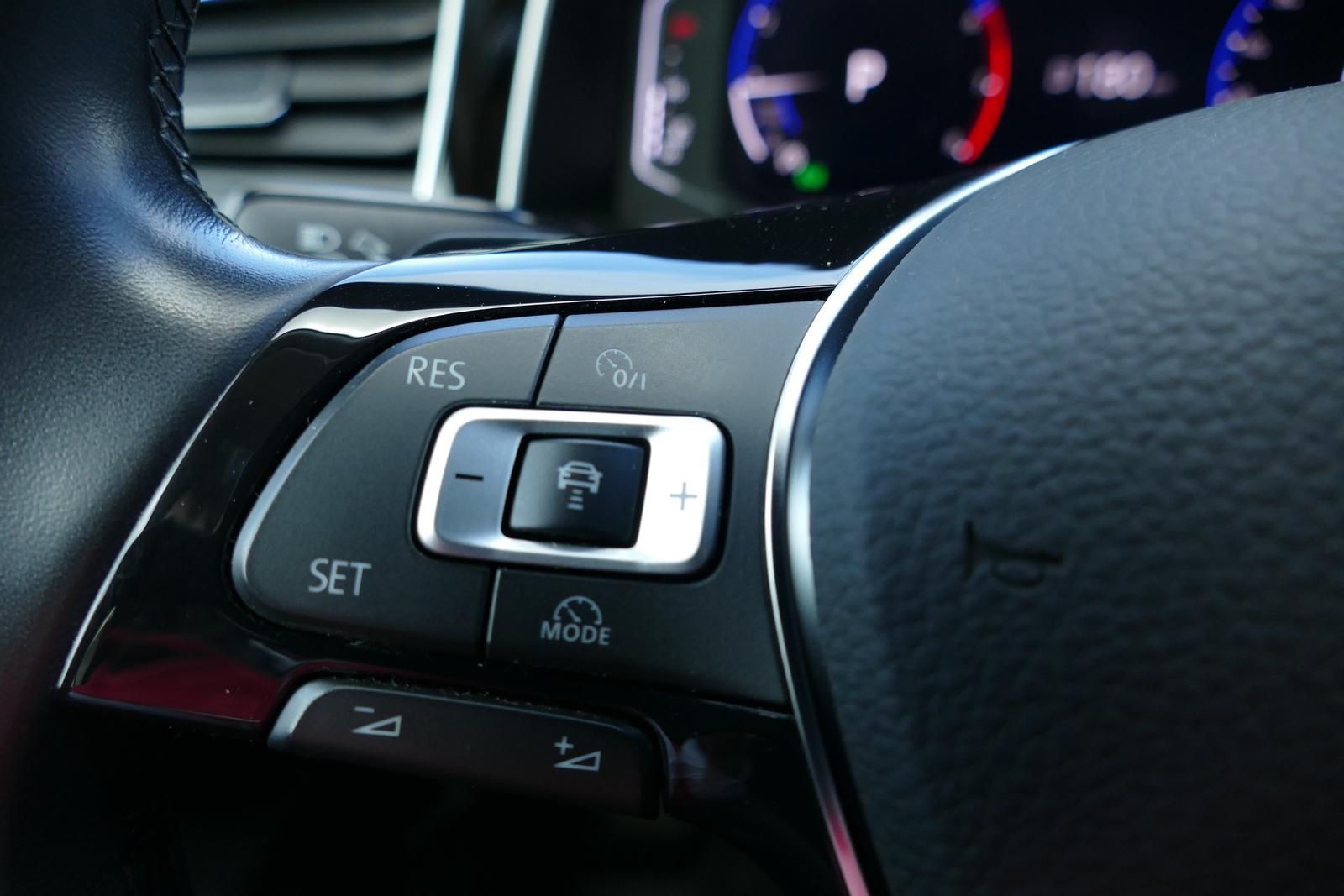 Volkswagen Polo 1.0 Active DSG LED ACC Sitzheizung DAB PDC, миниатюра 9