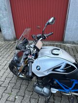 BMW R 1200 R LC  alle Pakete + Koffer/Case  - BMW 1200 C