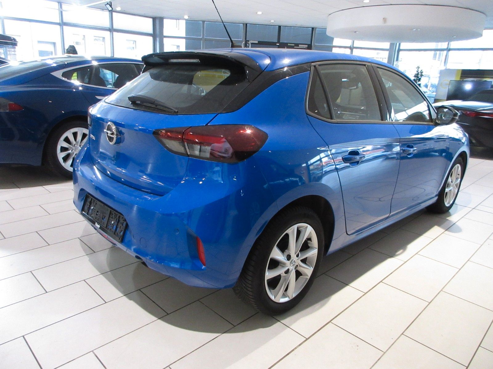 Fahrzeugabbildung Opel Corsa 1.2 T Elegance LED/NAVI/PDC/ALU/TEMPO