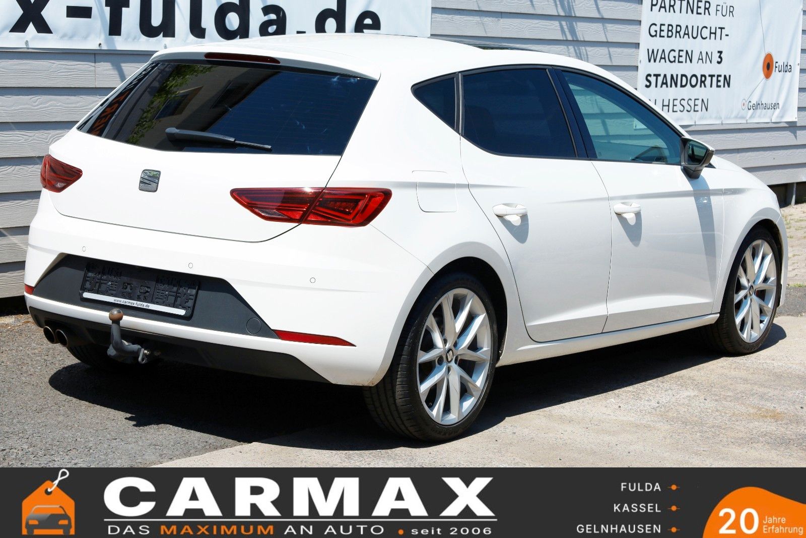 Fahrzeugabbildung SEAT Leon FR T.Leder,Navi,LED,ACC,Apple CarPlay,SD,SH