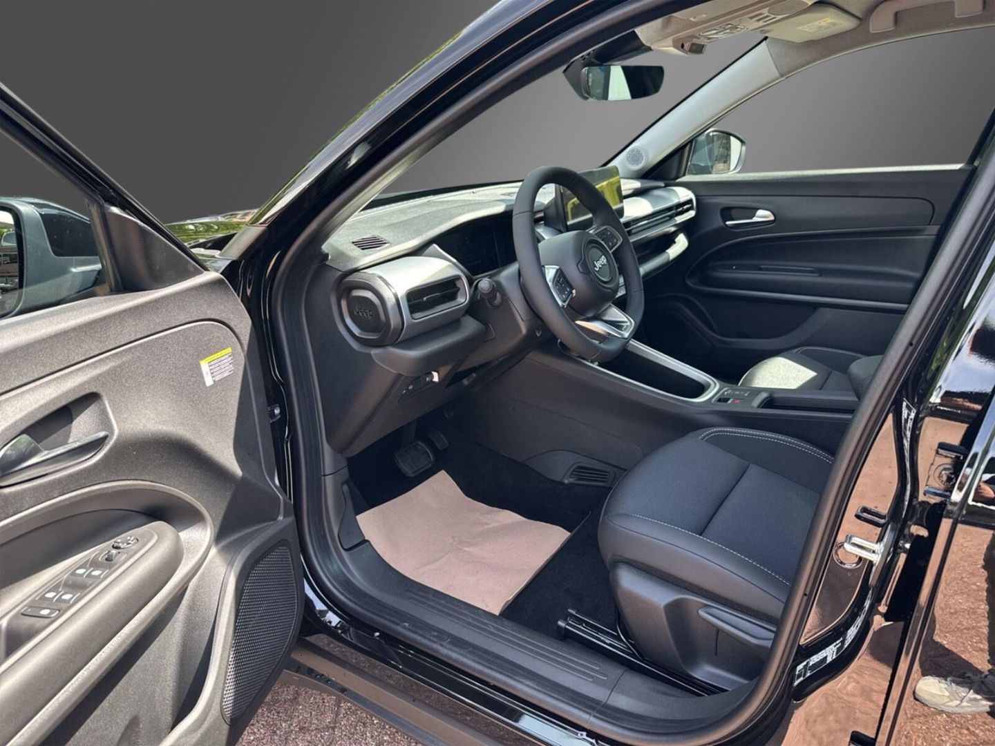 Fahrzeugabbildung Jeep Avenger Altitude Winterpaket Infotainment Paket