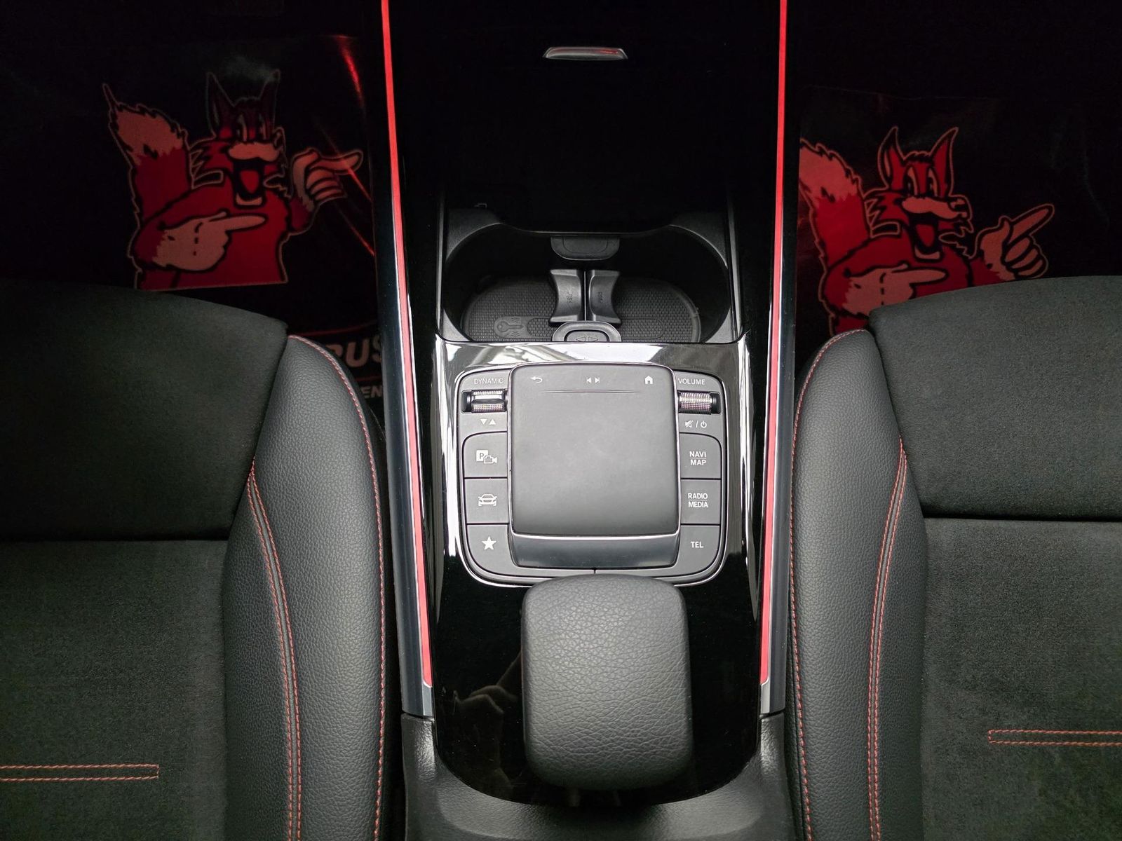 Fahrzeugabbildung Mercedes-Benz GLA 200 AMG Automatik/Nightpaket/LED/VZE/DAB/CAM