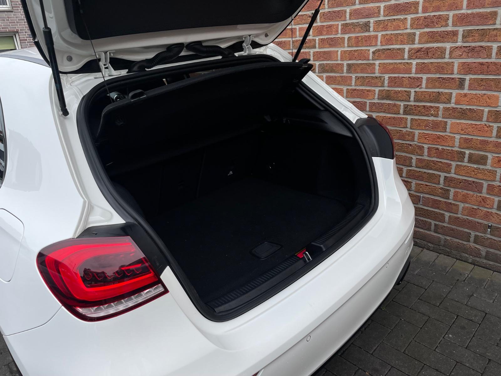 Mercedes-Benz A 250 e