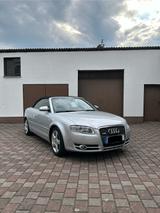 Audi A4 2.7 TDI (DPF) multitronic Cabriolet -S-Line  - Audi A4 mit Diesel-Antrieb: Cabrio, 2.7