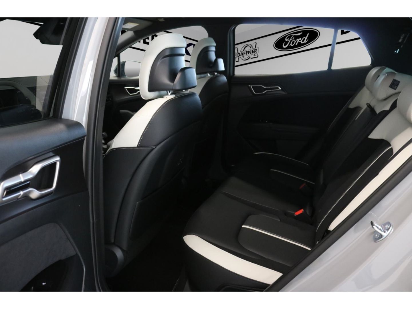 Fahrzeugabbildung Kia Sportage GT-Line HUD Navi Leder LED Kamera Navi