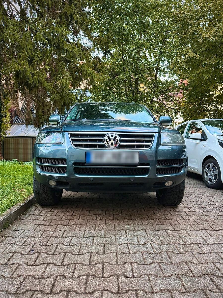 Volkswagen Touareg 2005 — салон