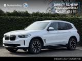 BMW iX3 Exe | Panorama | kamera | Driv. Ass. Prof. - BMW iX3: Schiebedach