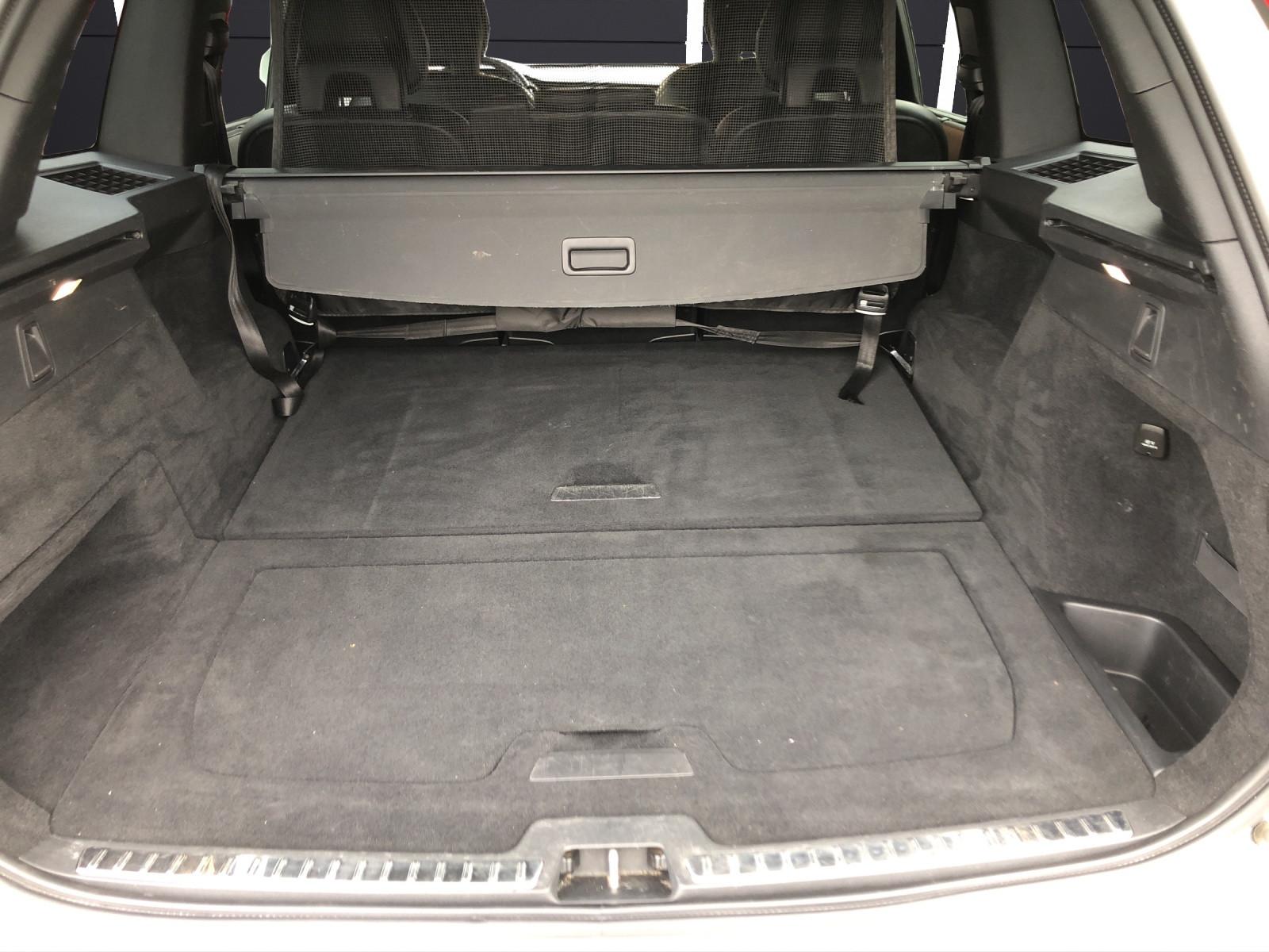 Volvo XC90 D5 AWD Geartronic Inscription -2S-Räder-
