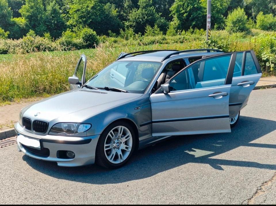 BMW 325, 2004
