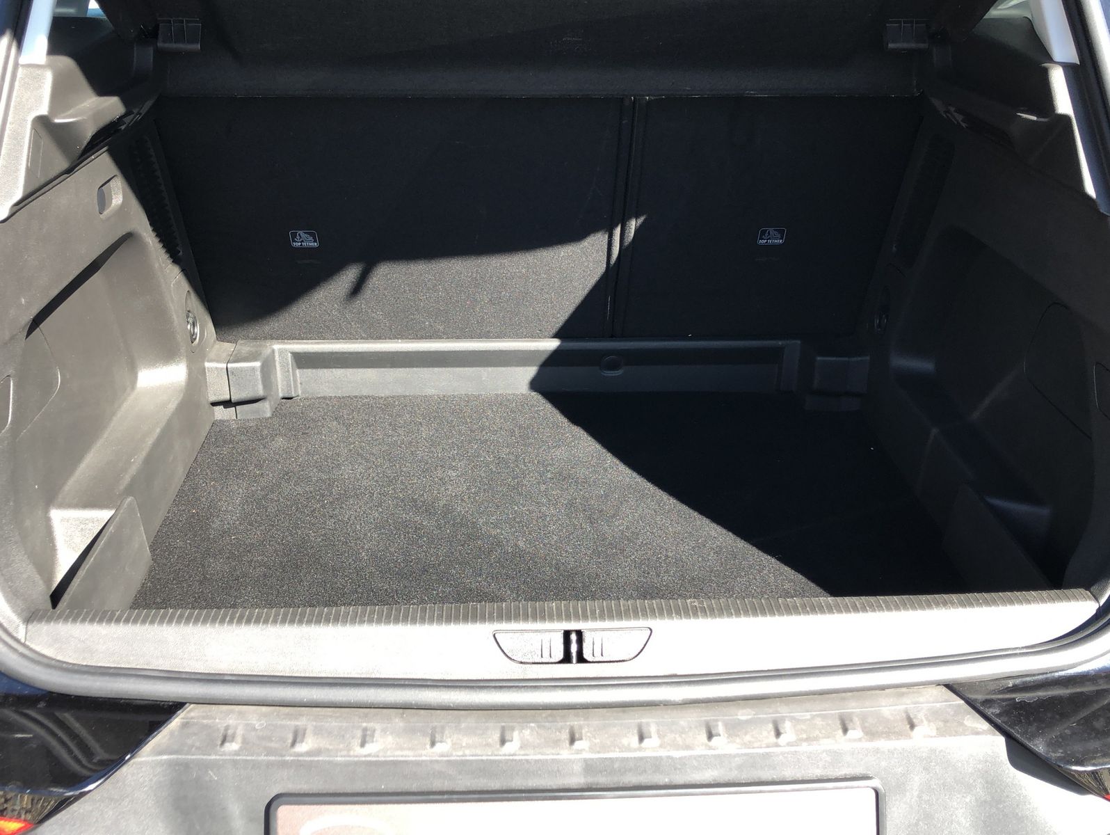 Fahrzeugabbildung Opel Grandland Edition