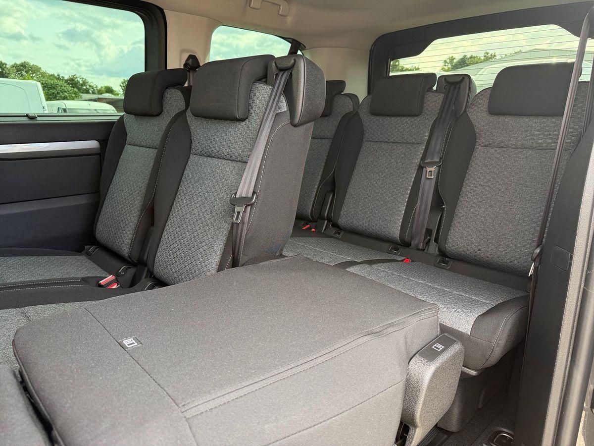 Fahrzeugabbildung Fiat Ulysse L2 8-Sitzer 180 AT8