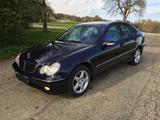 Mercedes-Benz C 200 KOMPRESSOR AVANTGARDE Avantgarde - gebrauchte Mercedes-Benz C 200 aus dem Jahr 2003