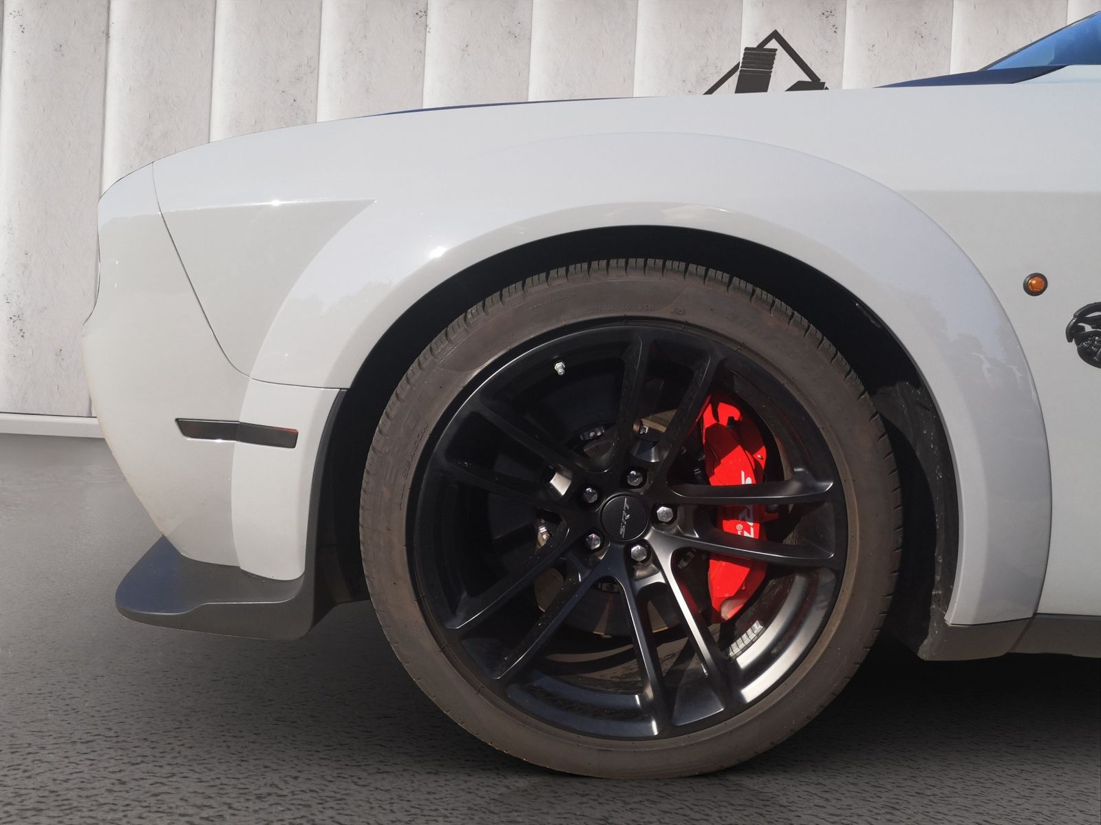 Fahrzeugabbildung Dodge Challenger * SRT V8*Hellcat*Black-Edition*727PS*