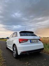 Audi A1 1.0 TFSI S-line Sportback  - Cars in Bonn: Kleinwagen