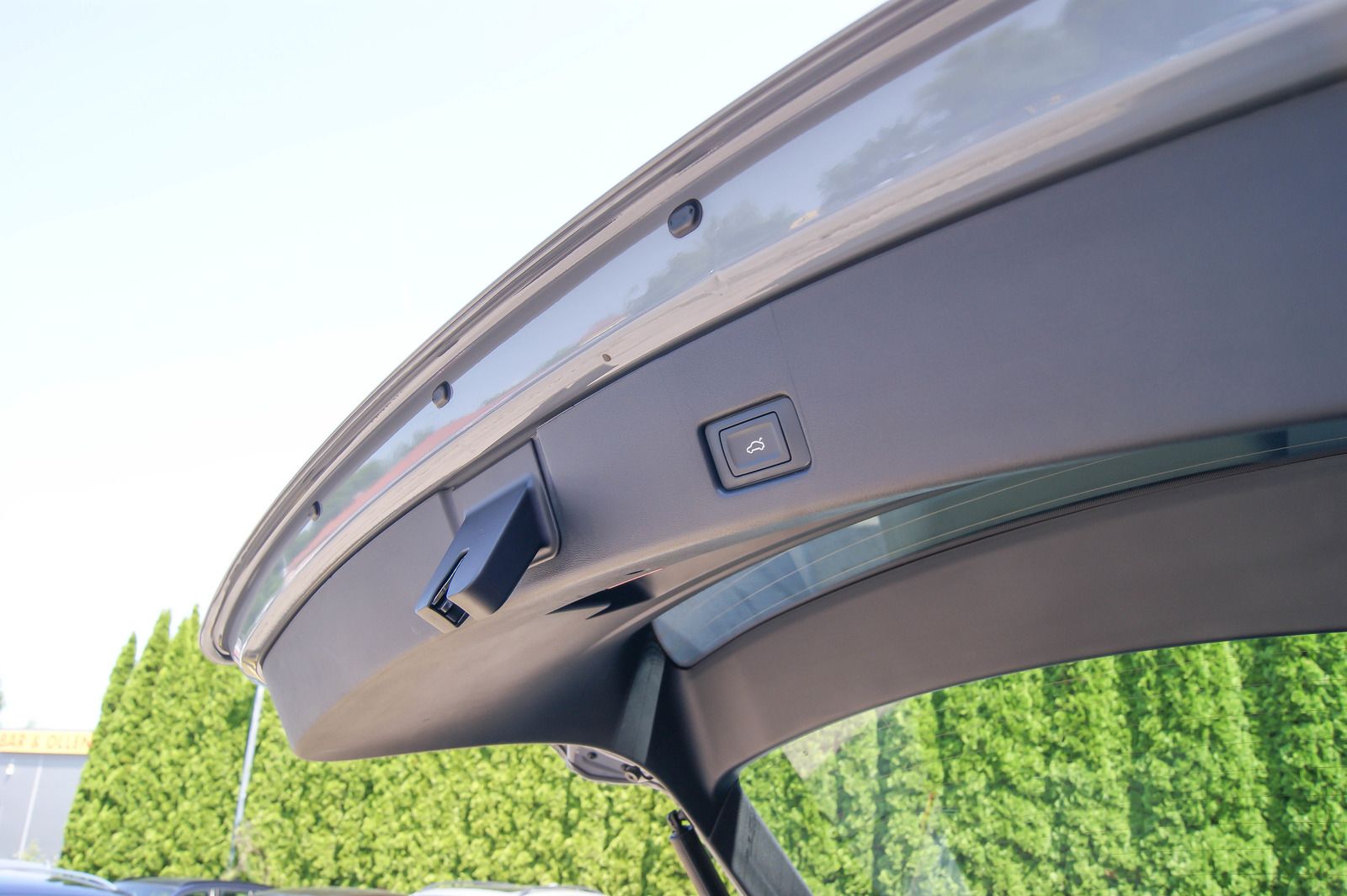 Fahrzeugabbildung Audi Q4 50 e-tron quattro Sportback HEAD-UP KAMERA 19