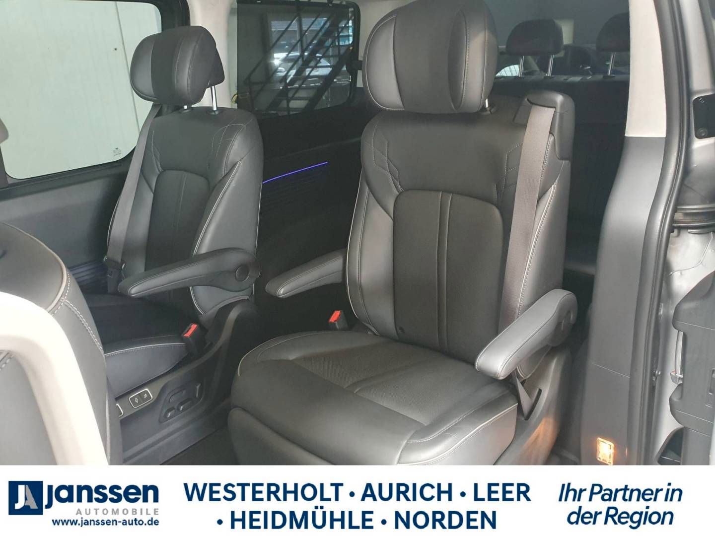 Fahrzeugabbildung Hyundai STARIA 7-Sitzer SIGNATURE