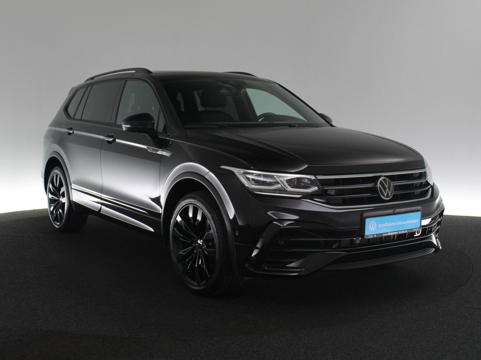 Volkswagen Tiguan Allspace R-Line 7-SITZER PANO 360° ACC foto 3