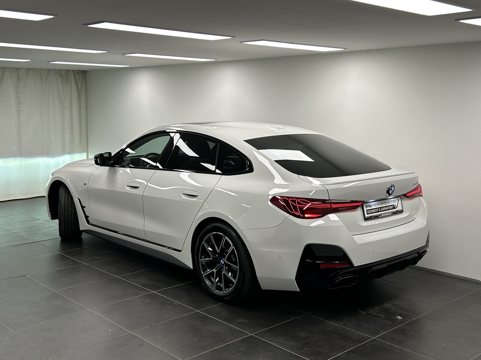 BMW M440i xDrive Gran Coupé M Sportpaket Harman Kard foto 3