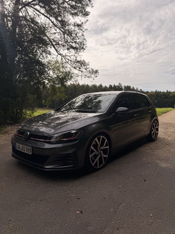 Image of Volkswagen Golf