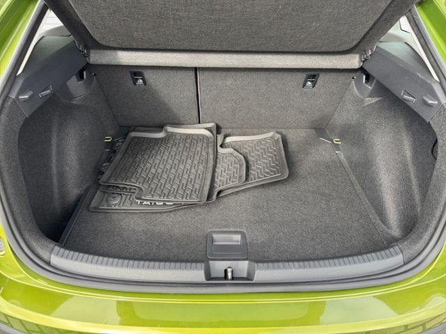 Fahrzeugabbildung Volkswagen Taigo Style 1.0 TSI 110 PS DSG - MTRX*Navi*TRVL*