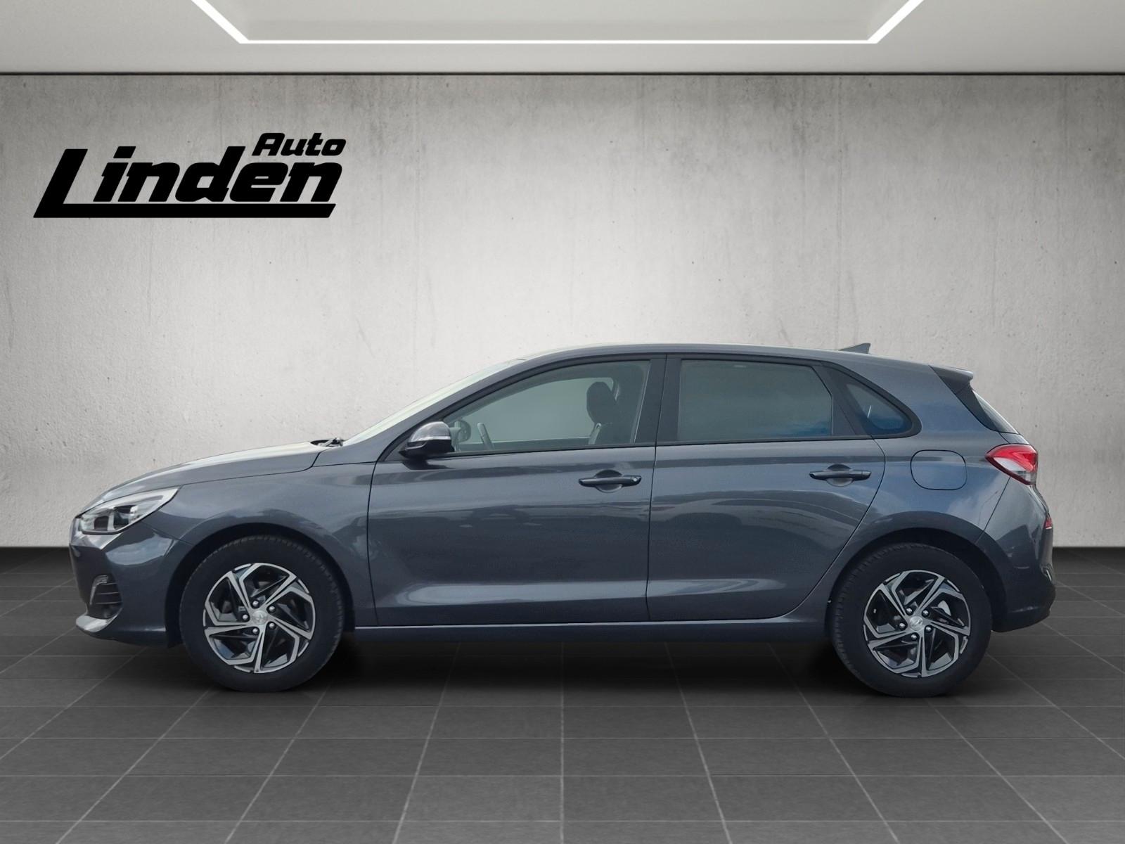 Hyundai i30 1.4 Select Navi Carplay Kamera SHZ