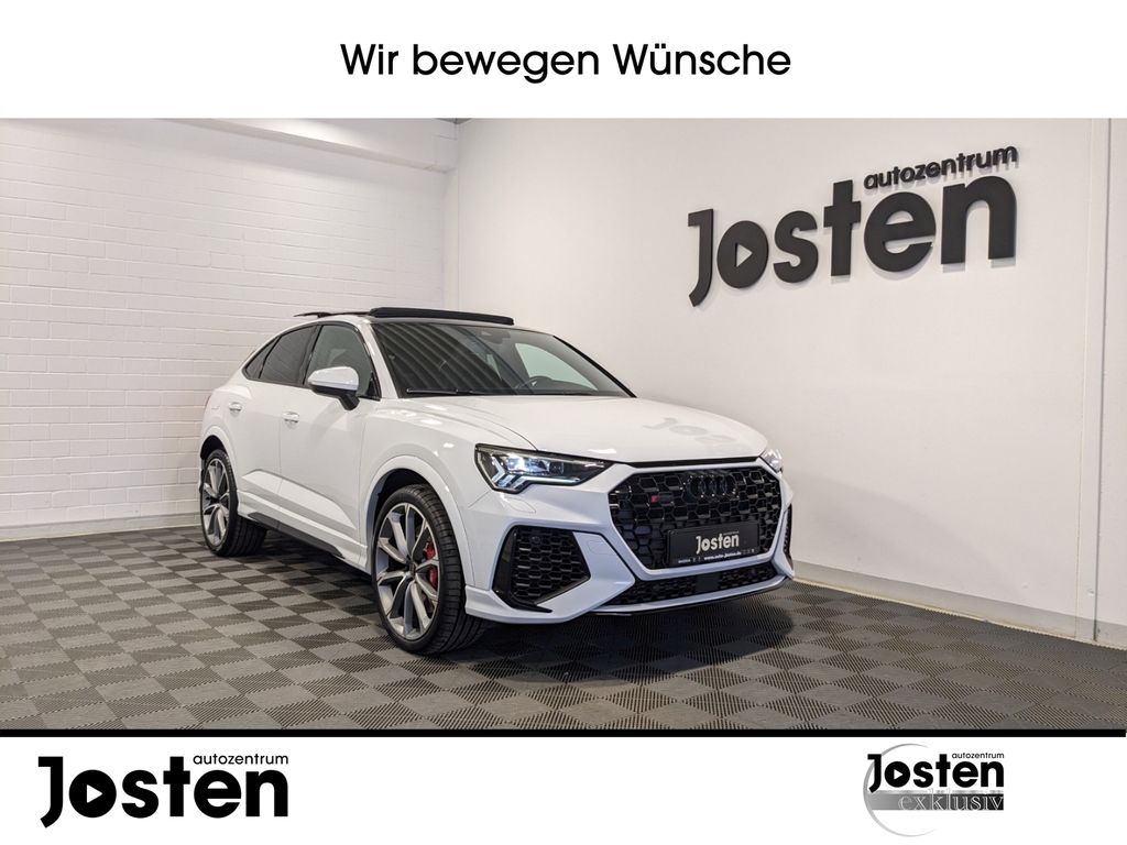 Audi RSQ3