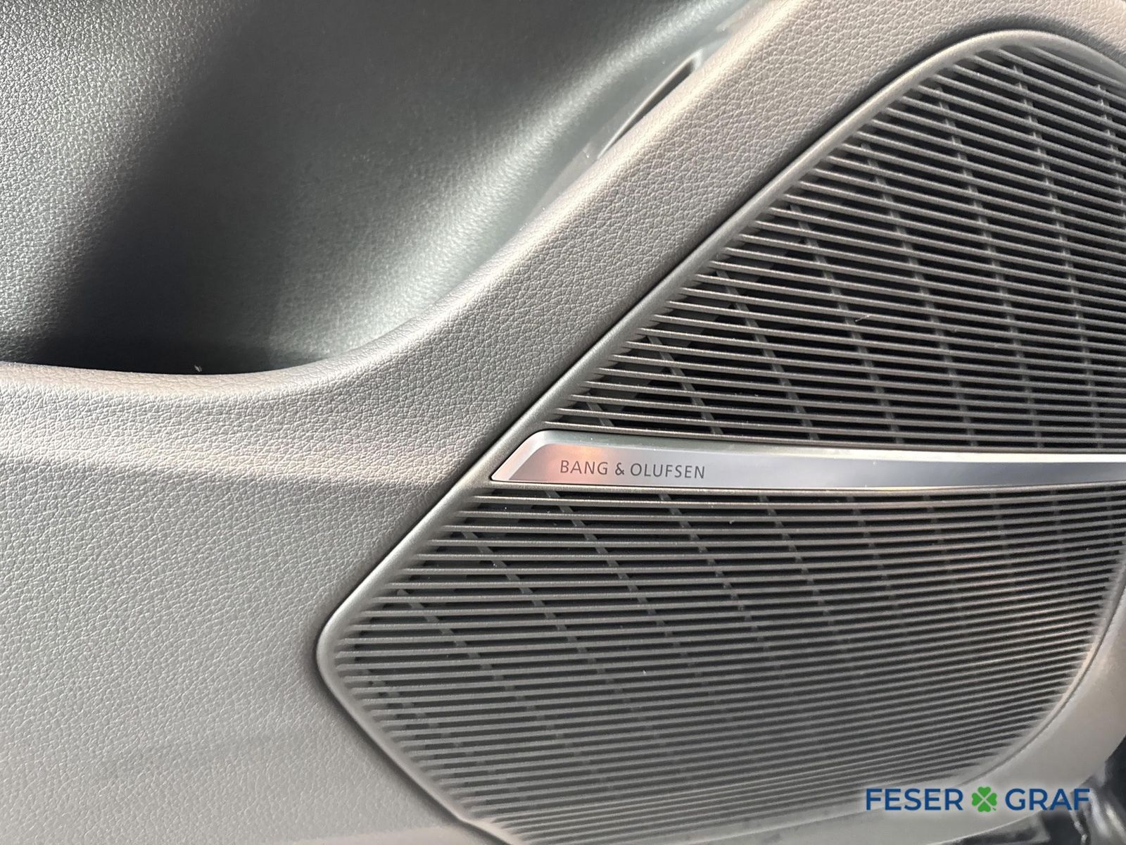 Audi RSQ8 - Bild 12