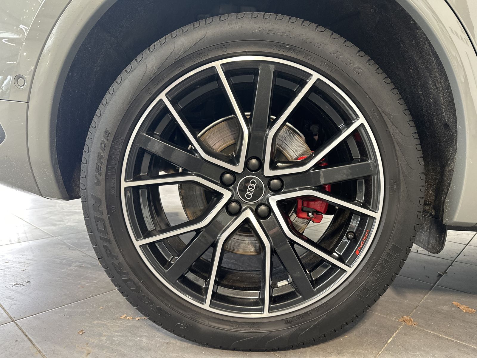 Fahrzeugabbildung Audi Q5 55 TFSIe Edition One NAV+LED+HUD+SHZ+B&O+360°