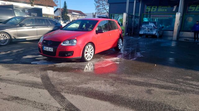 Volkswagen Golf V GTI Tüv neu