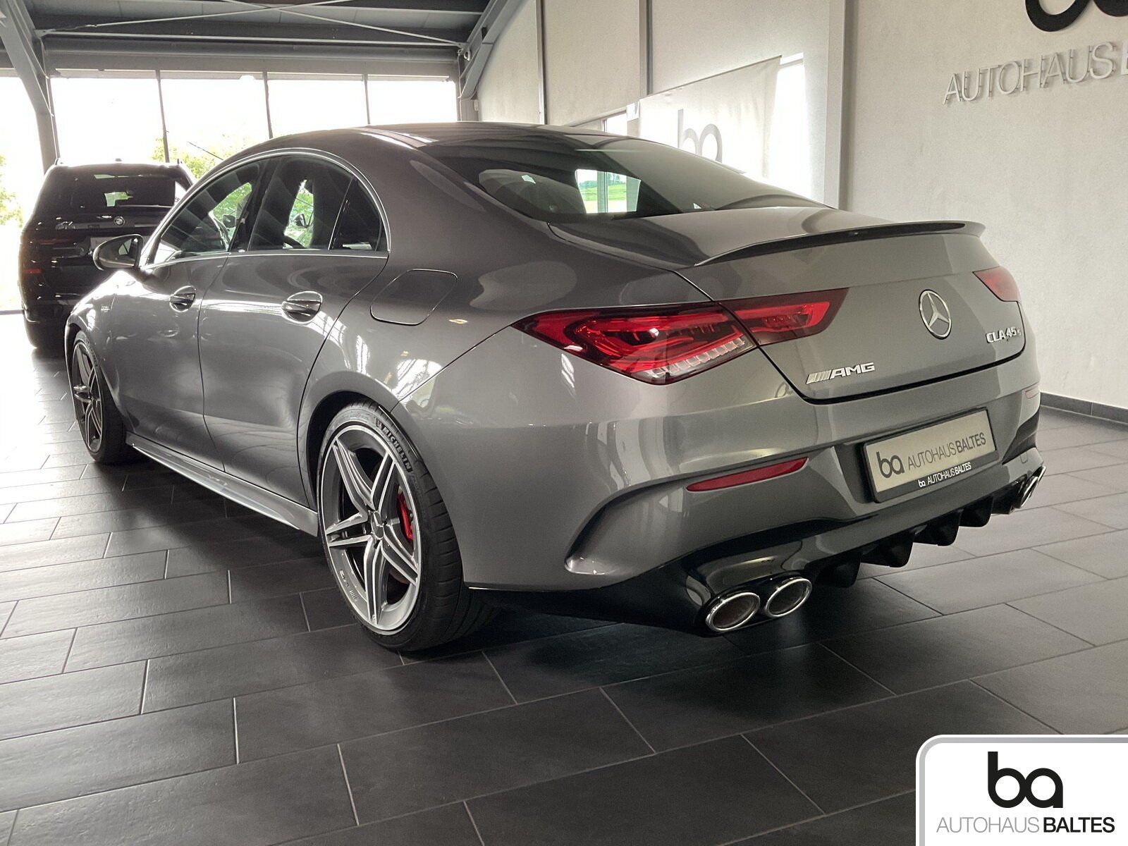 Mercedes-Benz CLA 45 AMG S 4Matic Driver Kam Apple HighP Burme foto 4