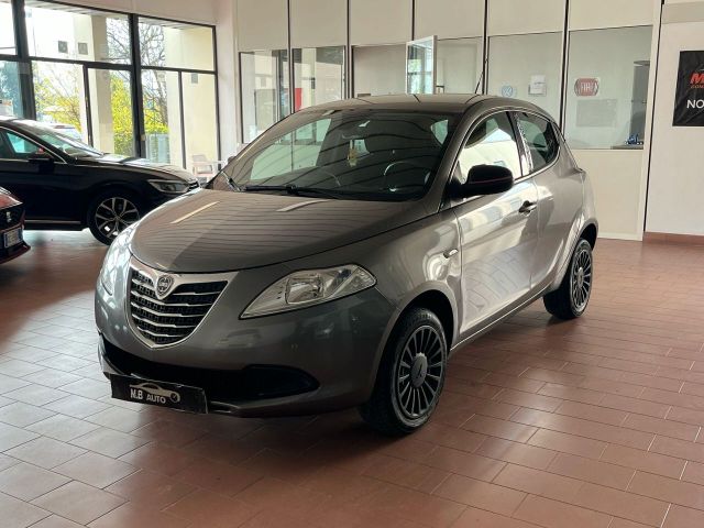 Lancia Ypsilon 85 CV 5 porte Metano Ecochic Gold