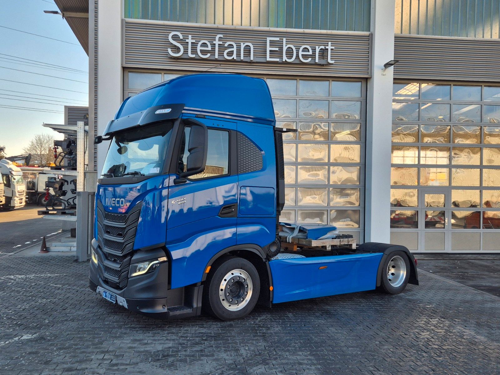 Fahrzeugabbildung Iveco AS440S50T/FP LT, Intarder, Alu-Felgen