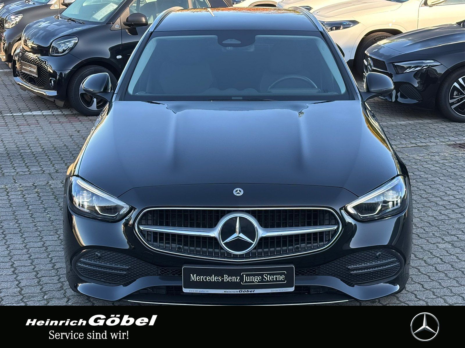 Fahrzeugabbildung Mercedes-Benz C 220 d T AHK*LED*KAMERA*APPLECARPLAY*AVANTGARDE