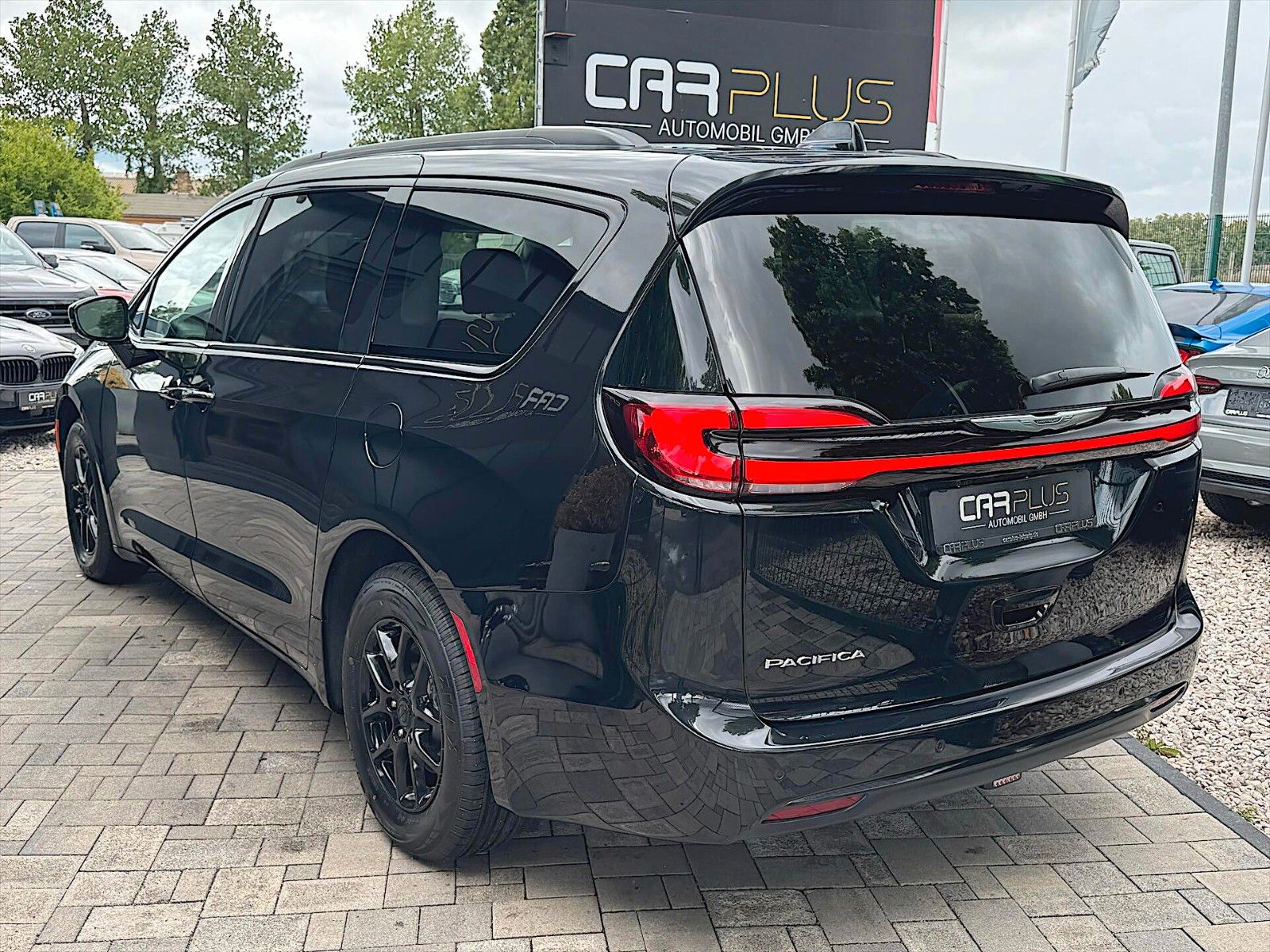 Fahrzeugabbildung Chrysler Pacifica 3.6 L V6 LIMITED S *LED*CarPlay*7Sitze*