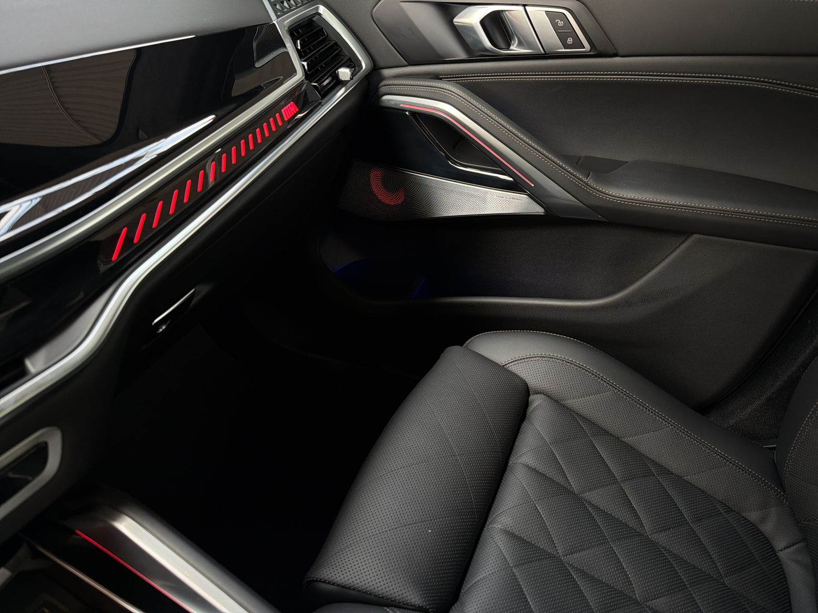 BMW X6 M60 - Bild 20