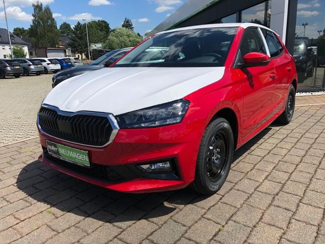 Skoda FABIA Essence SHZ DAB Bluetooth imagem 2