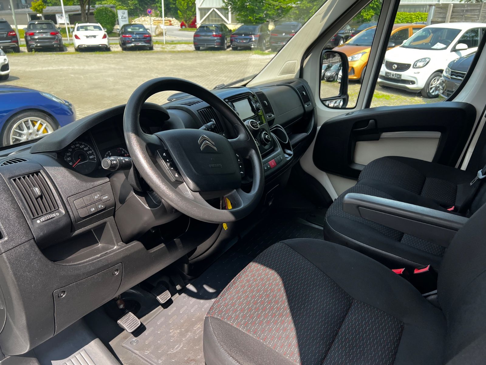 Fahrzeugabbildung Citroën Jumper Grossraumkasten 35 L2H2 Profi HDi 150|AHK