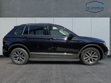 Volkswagen Tiguan - 4