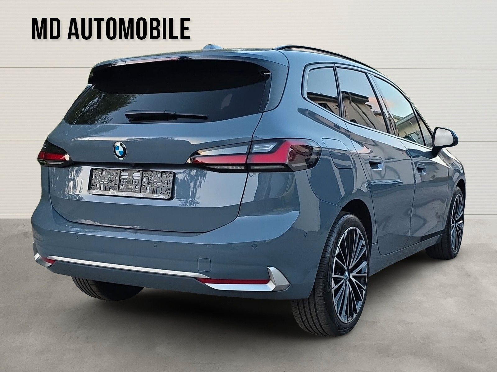 BMW 218i Active Tourer Luxury Line Panorama 360% foto 5