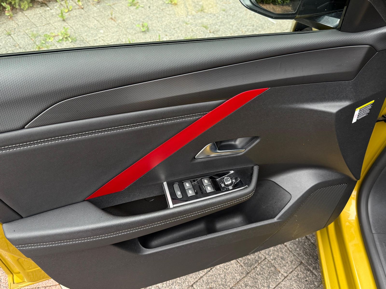Fahrzeugabbildung Opel Astra 1.2 Aut. GS Line LED+SHZ+KAM+ARG+T-LEDER+