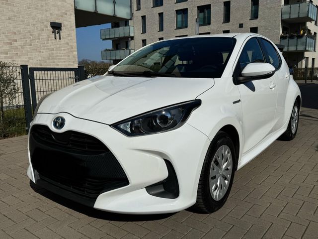 Toyota Yaris Hybrid Comfort