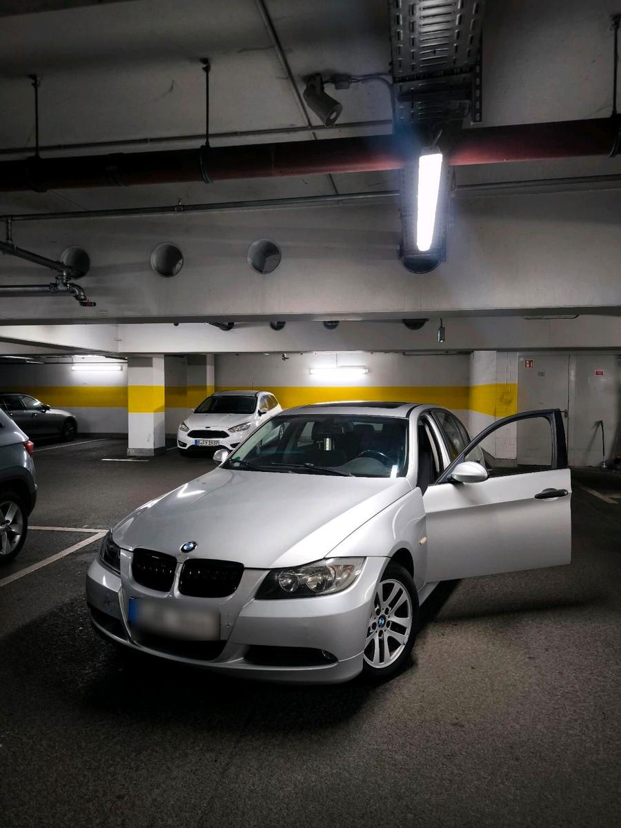 BMW 320