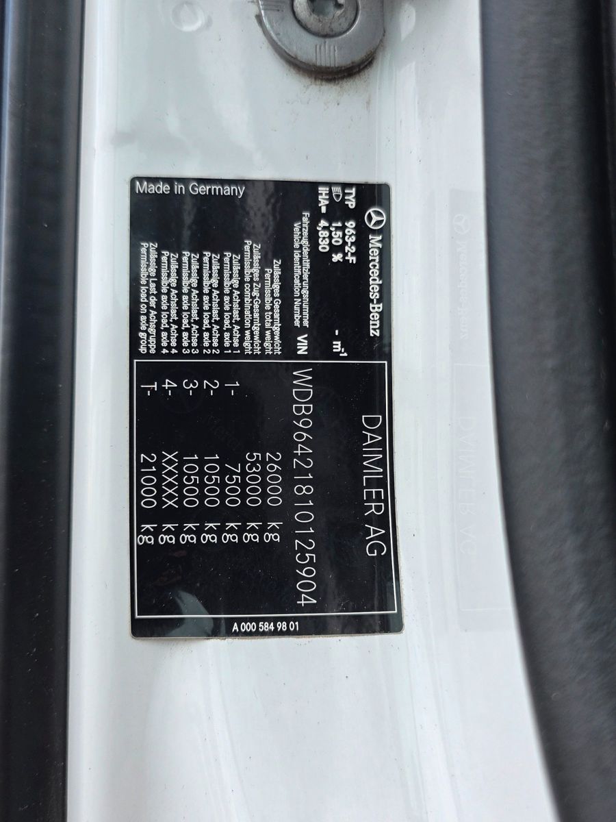 Fahrzeugabbildung Mercedes-Benz Arocs 3343 AK 6x6 Meiller
