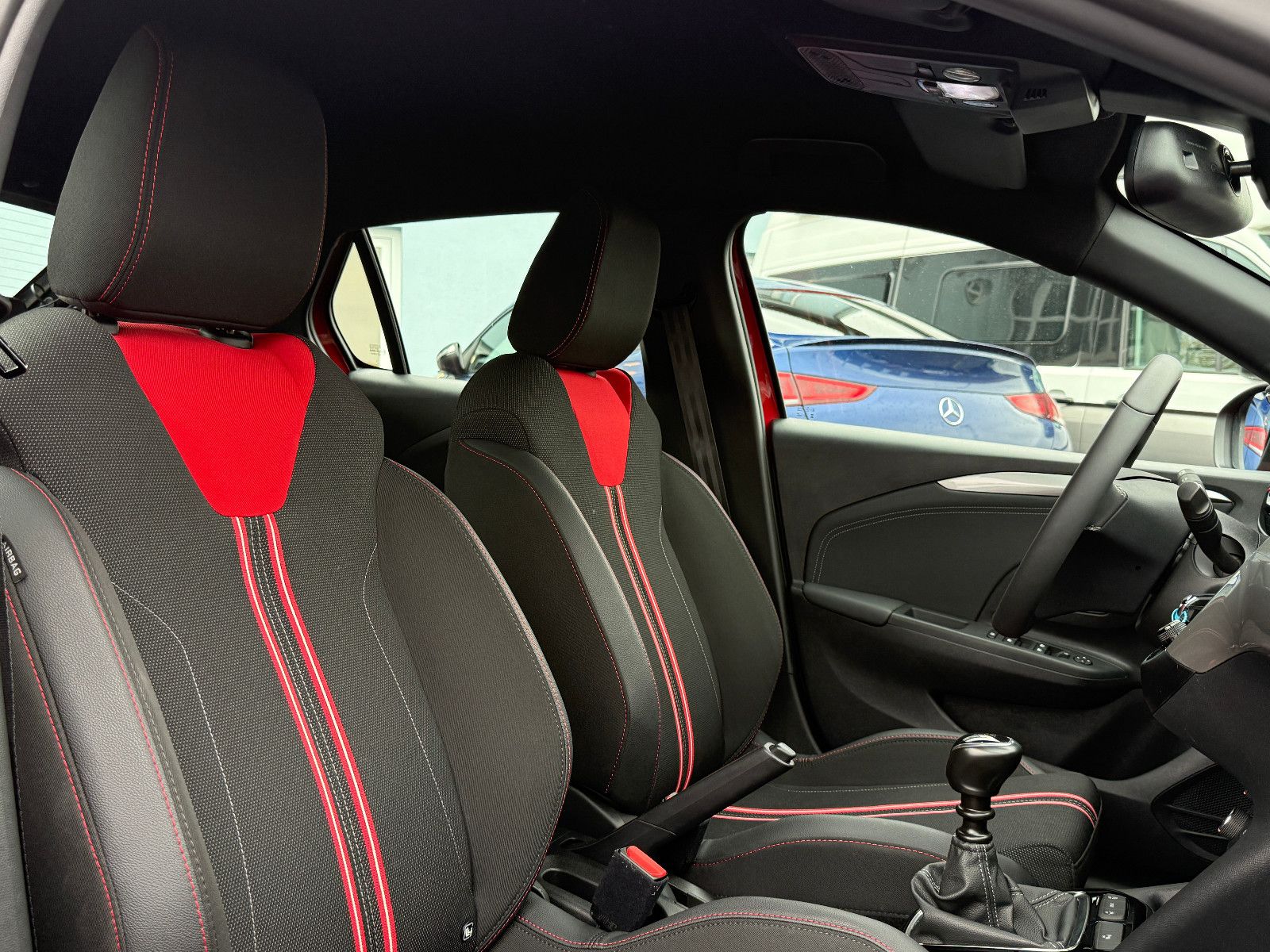 Fahrzeugabbildung Opel Corsa F GS-Line Blis DAB GRA LED Kamera SHZ