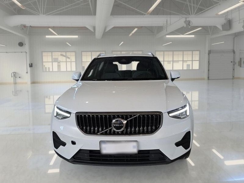 Volvo VOLVO XC40 T4 RECHARGE PLUG-IN AUTO CORE SUV imagem 2