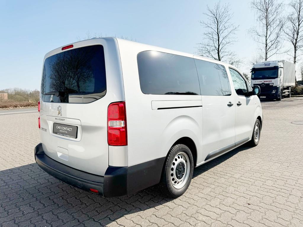 Peugeot Traveller