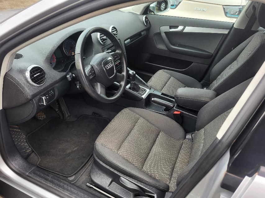 Audi A3 2012 — photo 9