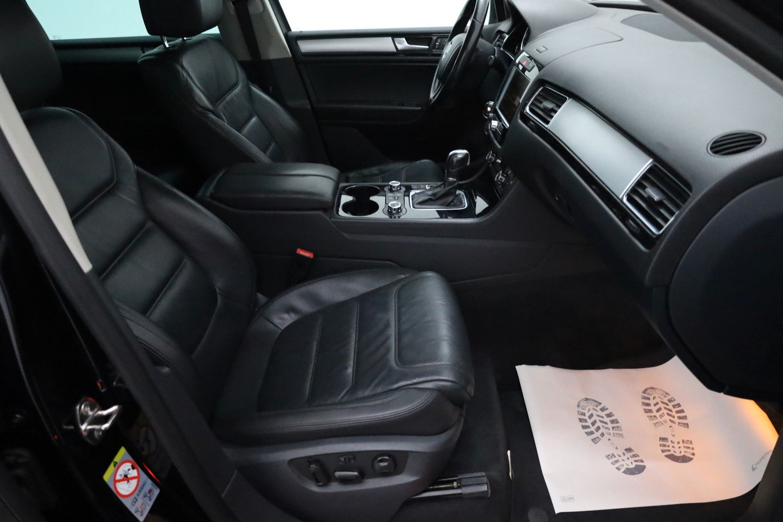 Fahrzeugabbildung Volkswagen Touareg V6 TDI R Line Leder,Navi,Xenon,,AHK,SH