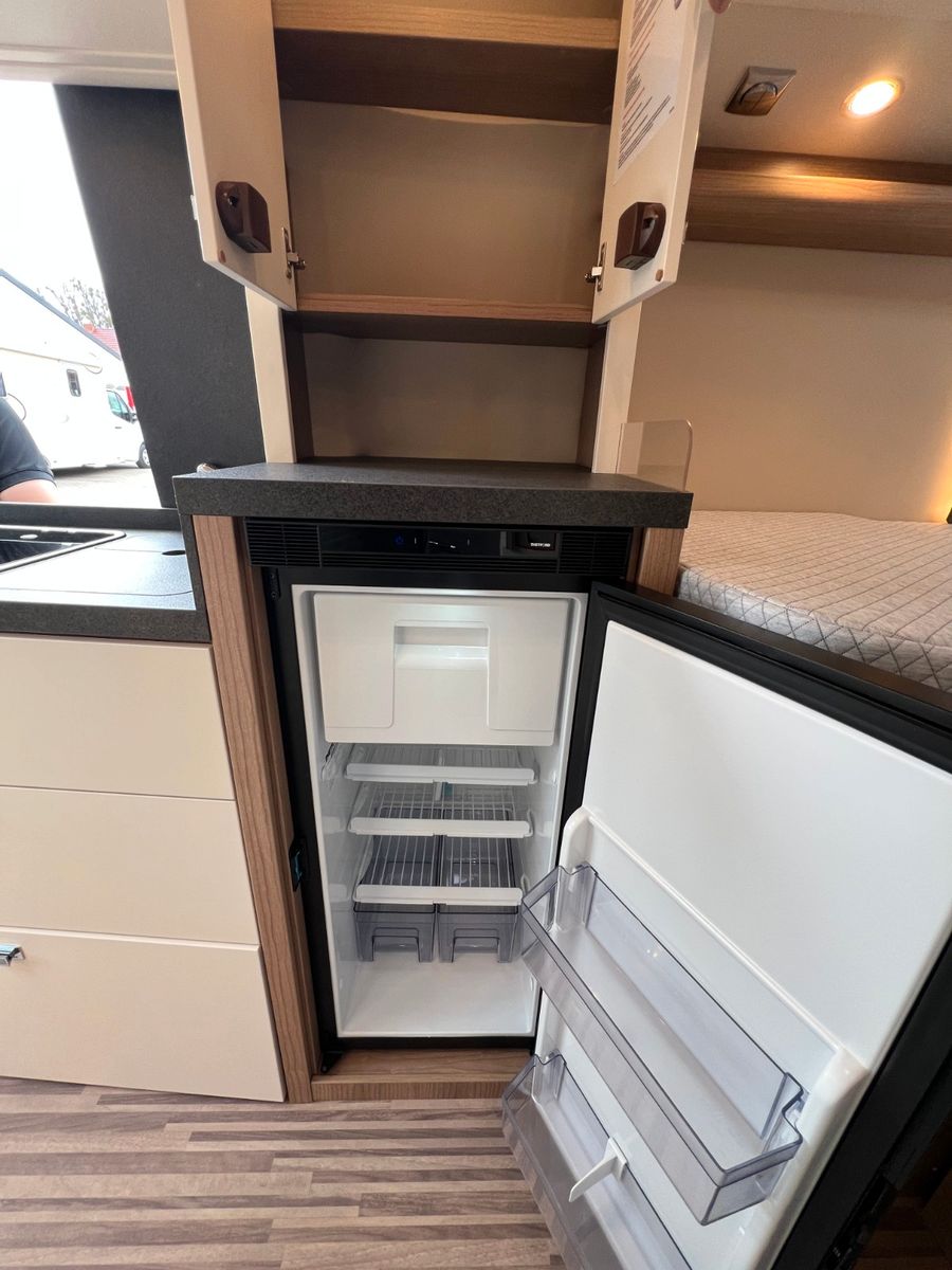 Fahrzeugabbildung Malibu Van diversity GT skyview 640 LE KE
